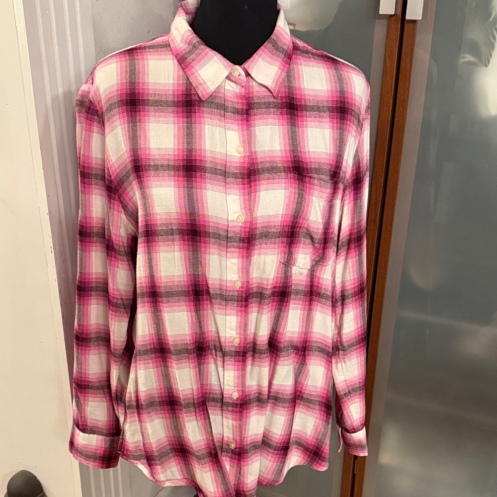 GAP Pink Plaid Women's Top